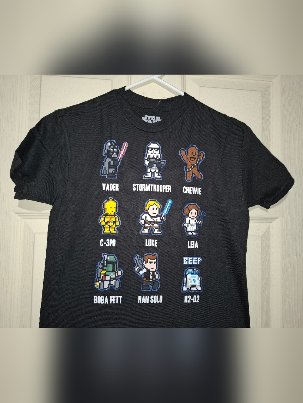 Brand New STAR WARS Graphic Tee Shirt Character Youth Short Sleeves Black Youth